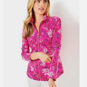 NWT $108 Lilly Pulitzer Leona Passion Fruit Pink Giraffic Park Zip Jacket UPF 50